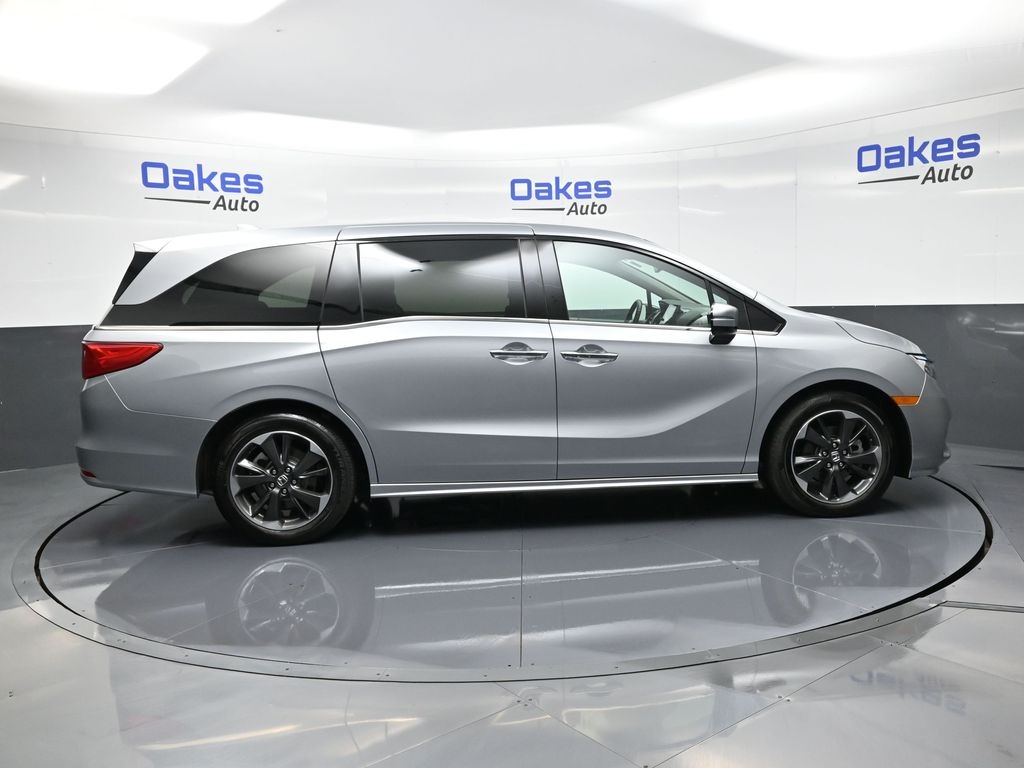 2024 Honda Odyssey Elite photo 8