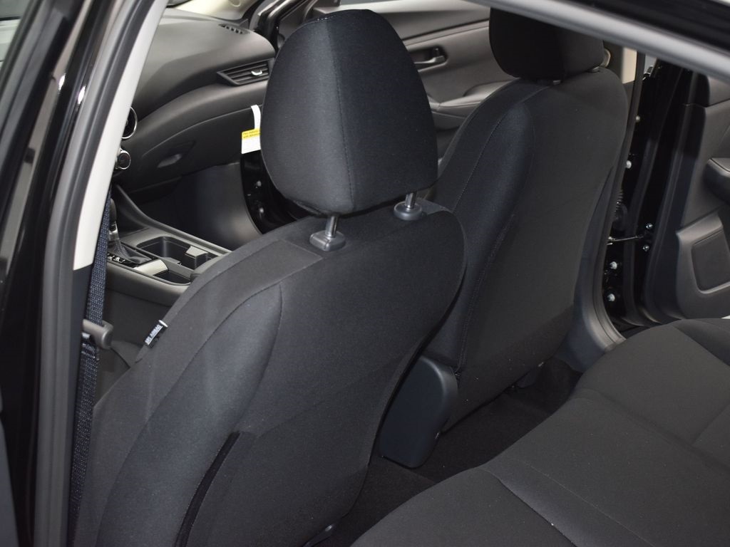 2025 Nissan Sentra S photo 17