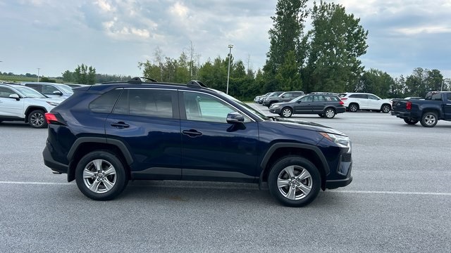 Used 2022 Toyota RAV4 XLE with VIN 2T3P1RFV2NW304517 for sale in Kansas City