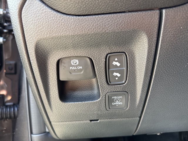 2025 Ram 1500 Big Horn Lone Star photo 13