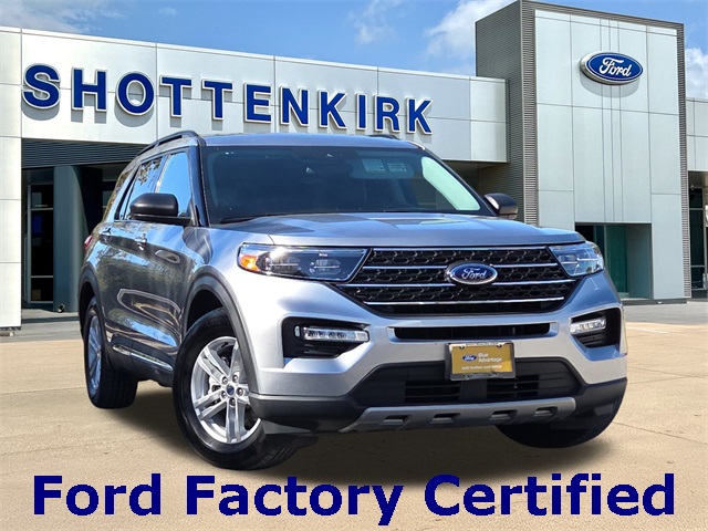 2024 Ford Explorer XLT's photo