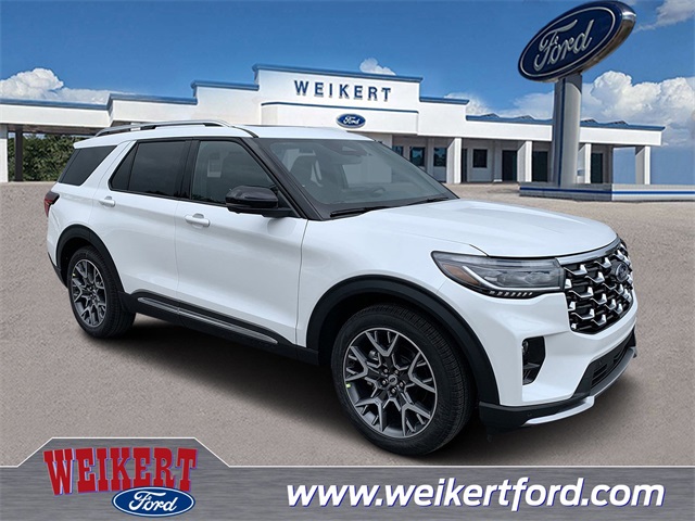 2025 Star White Metallic Tri-Coat Ford Explorer Platinum SUV