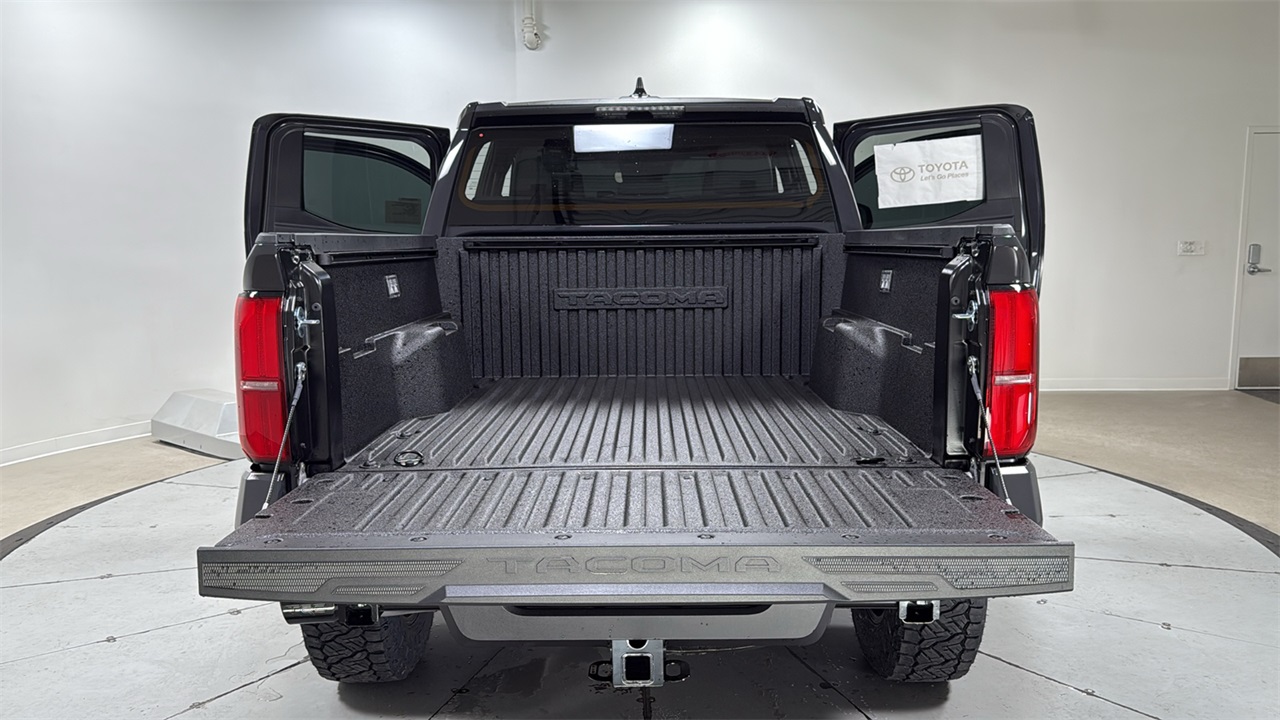 2025 Toyota Tacoma SR5 Double Cab photo 14