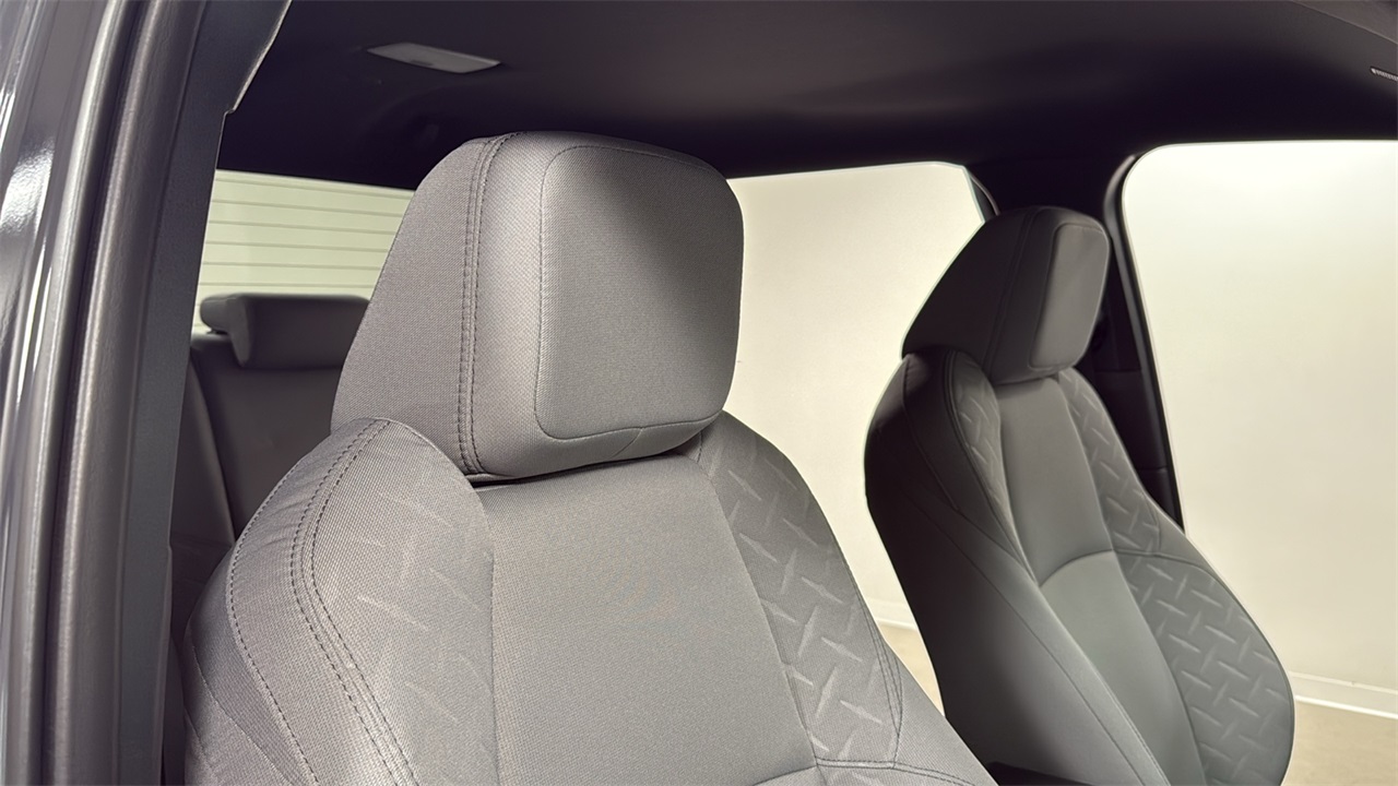 2025 Toyota Tacoma SR5 Double Cab photo 17