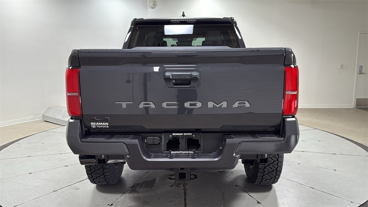 2025 Toyota Tacoma SR5 Double Cab photo 4