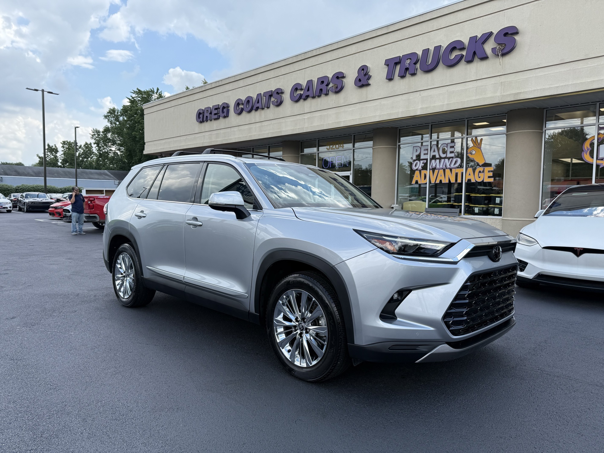 2024 Toyota Grand Highlander Platinum's photo