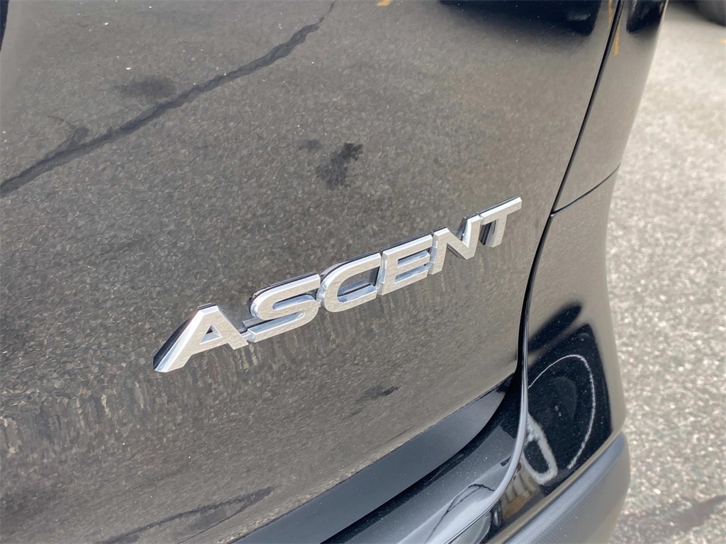 2022 Crystal Black Silica Subaru Ascent Premium AWD SUV