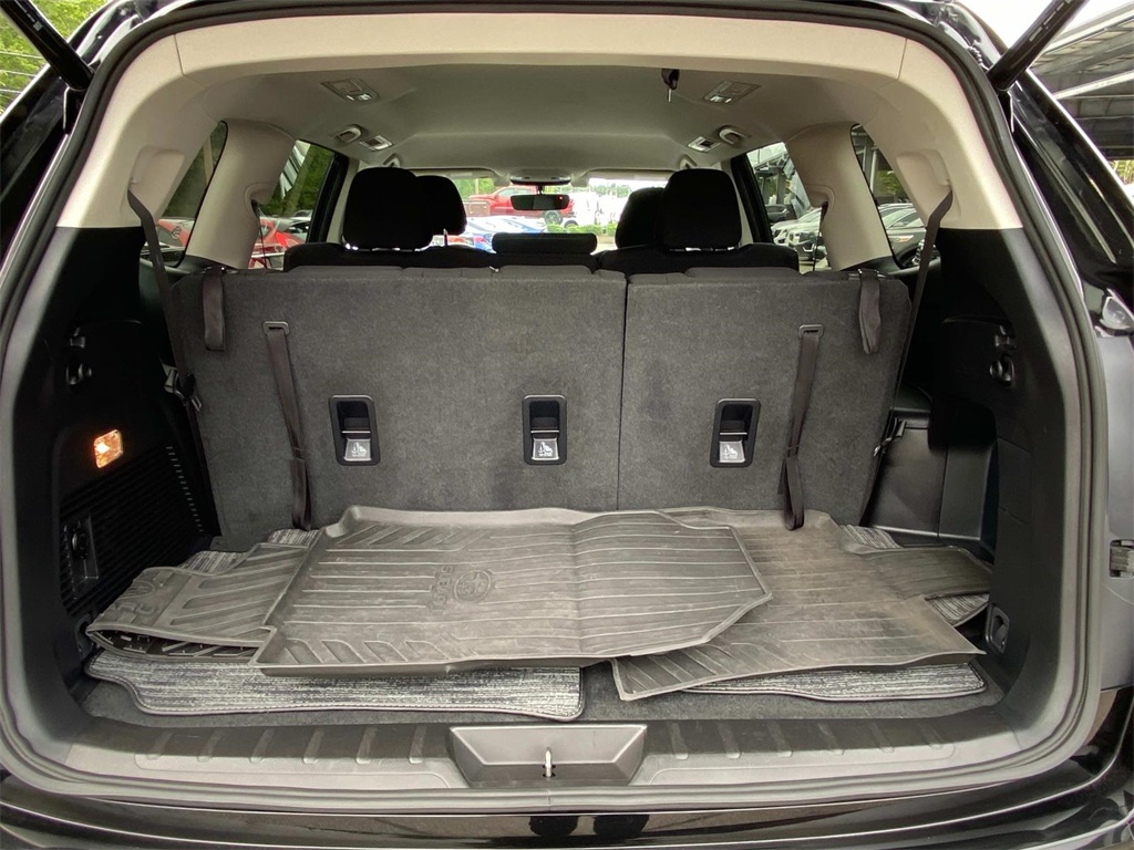 2022 Crystal Black Silica Subaru Ascent Premium AWD SUV