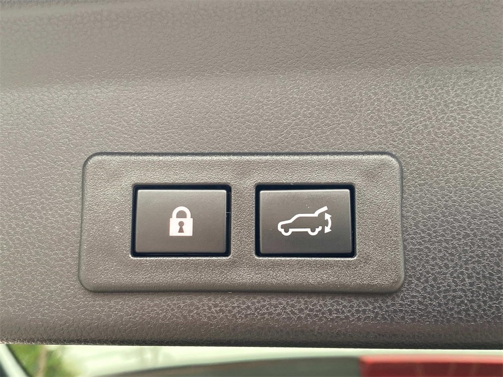 2022 Crystal Black Silica Subaru Ascent Premium AWD SUV