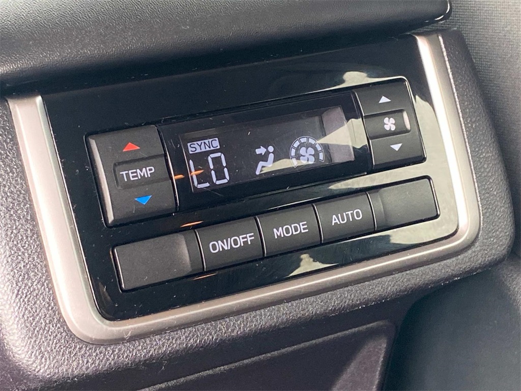 2022 Crystal Black Silica Subaru Ascent Premium AWD SUV