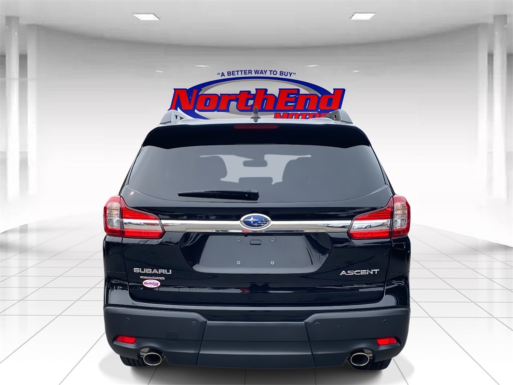 2022 Crystal Black Silica Subaru Ascent Premium AWD SUV