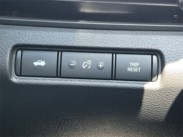 2024 Super Black Clearcoat Nissan Altima 2.5 SR FWD Sedan