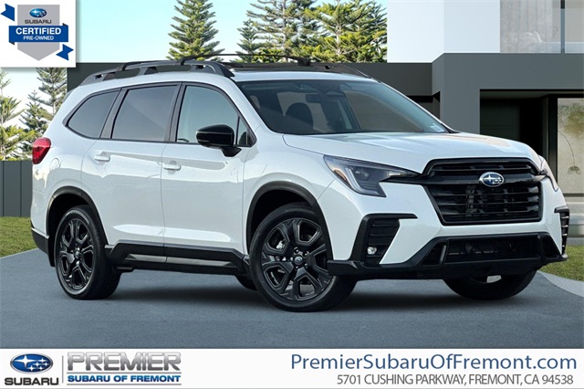 2025 Subaru Ascent Onyx Edition-Touring's photo