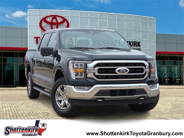 2021 Ford F-150 XLT's photo