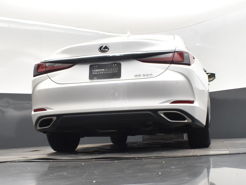 2024 White Lexus ES 350 FWD Sedan