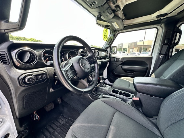 2022 Bright White Clearcoat Jeep Wrangler Unlimited Sport Altitude 4X4 SUV