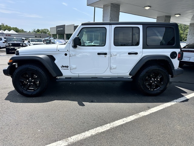 2022 Bright White Clearcoat Jeep Wrangler Unlimited Sport Altitude 4X4 SUV