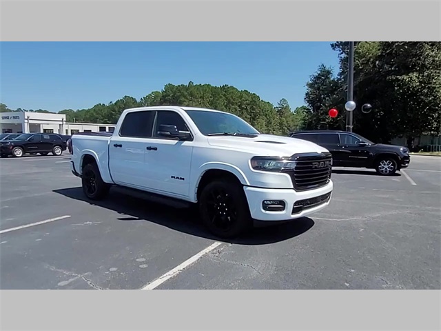 2026 Ram 1500 Laramie Crew Cab 4x4 5'7" Box