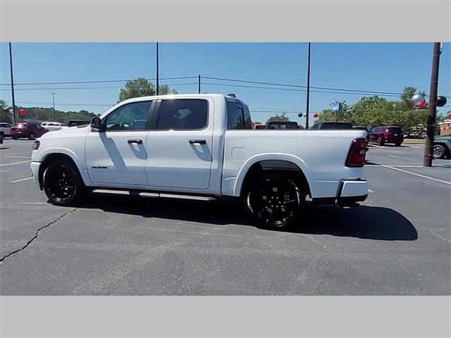 2026 Ram 1500 Laramie Crew Cab 4x4 5'7" Box