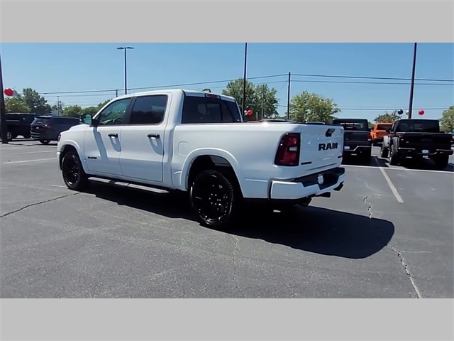 2026 Ram 1500 Laramie Crew Cab 4x4 5'7" Box