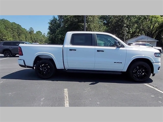 2026 Ram 1500 Laramie Crew Cab 4x4 5'7" Box