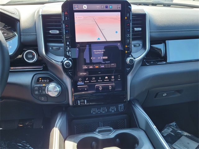 2026 Ram 1500 Laramie Crew Cab 4x4 5'7" Box