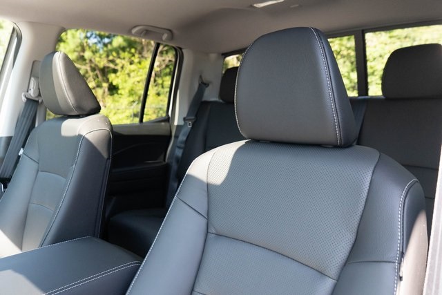 2025 Honda Ridgeline RTL photo 16