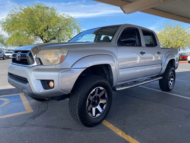 2025 Toyota Tacoma SR5 photo 19