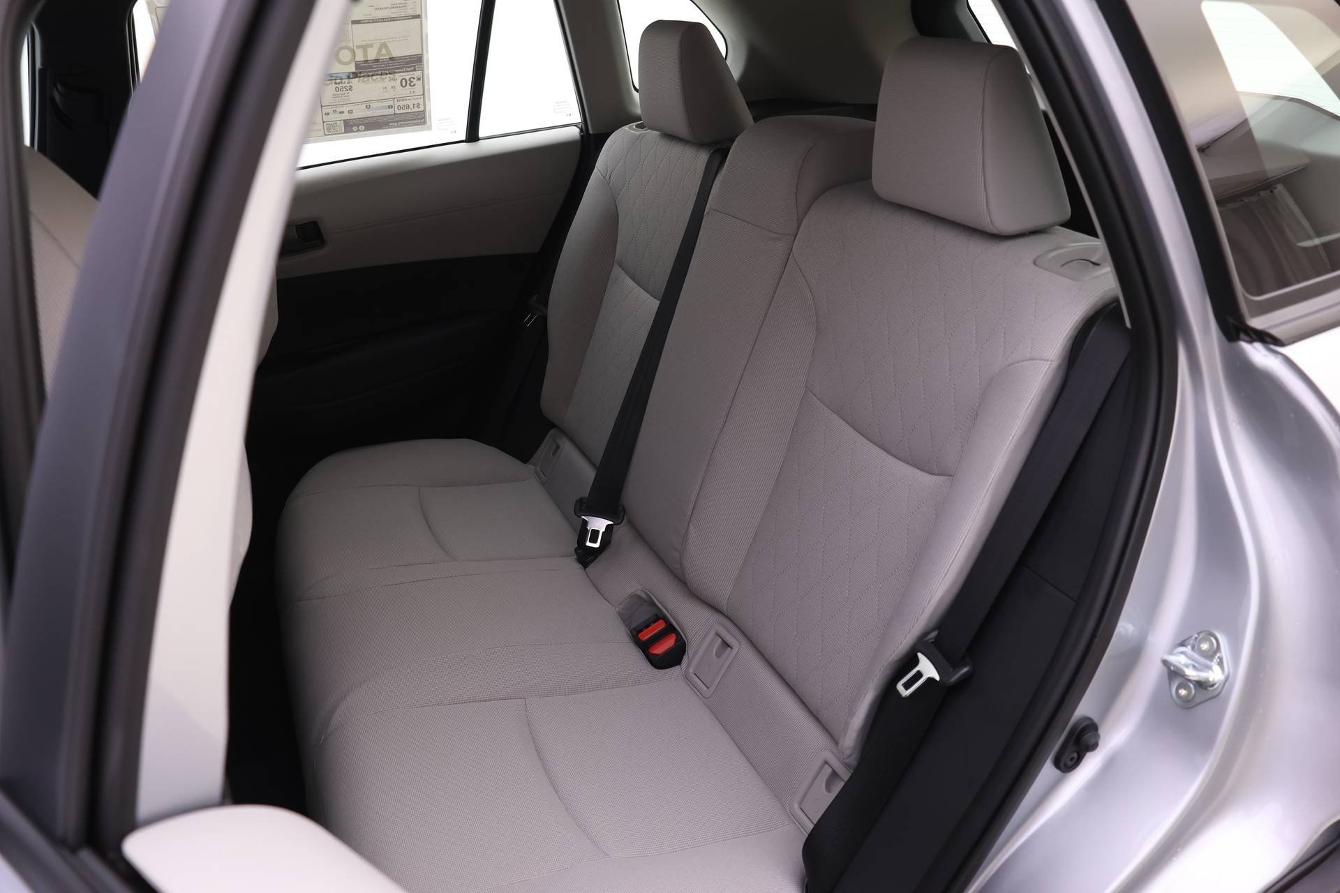 2026 Toyota Corolla Cross L photo 7