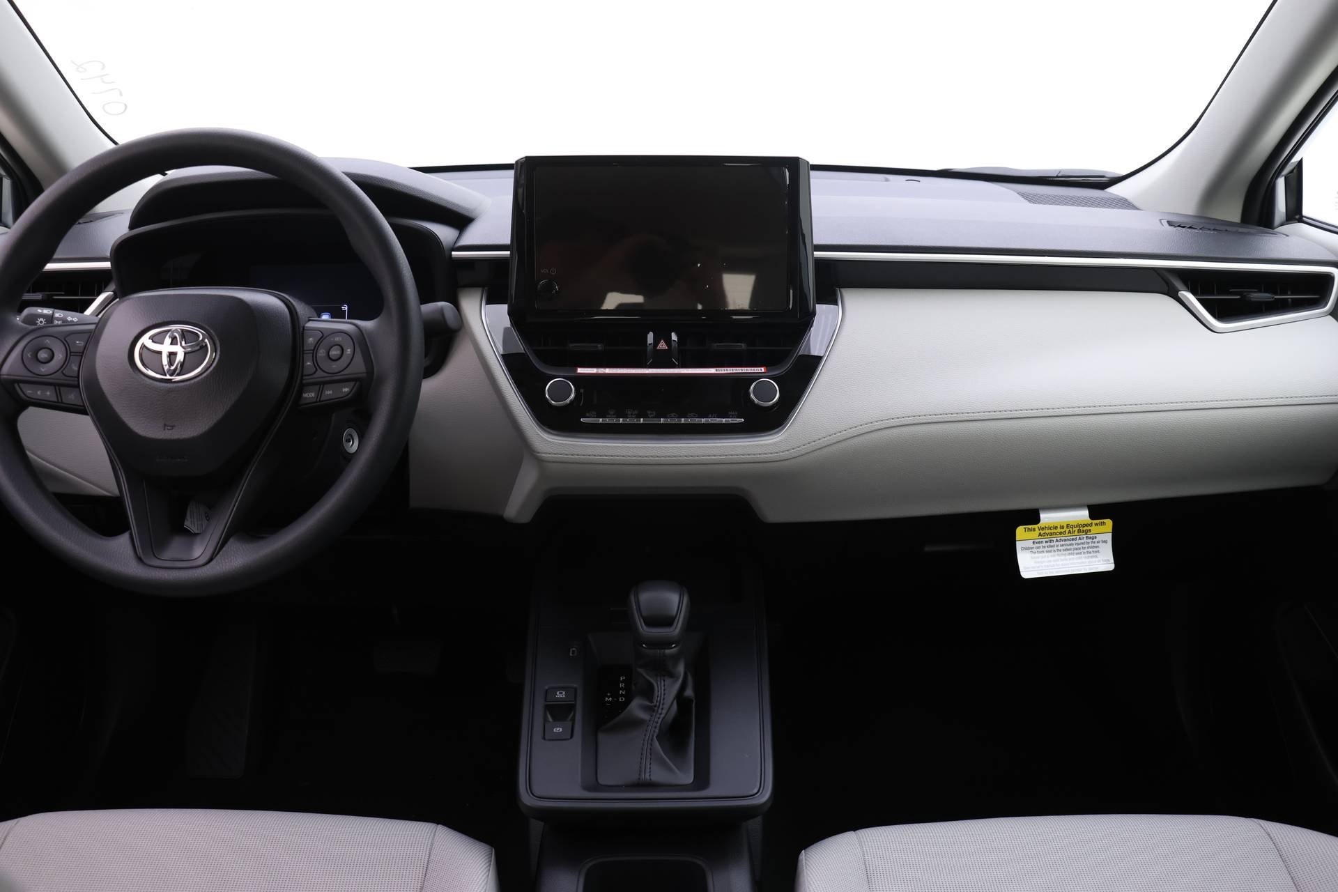 2026 Toyota Corolla Cross L photo 3