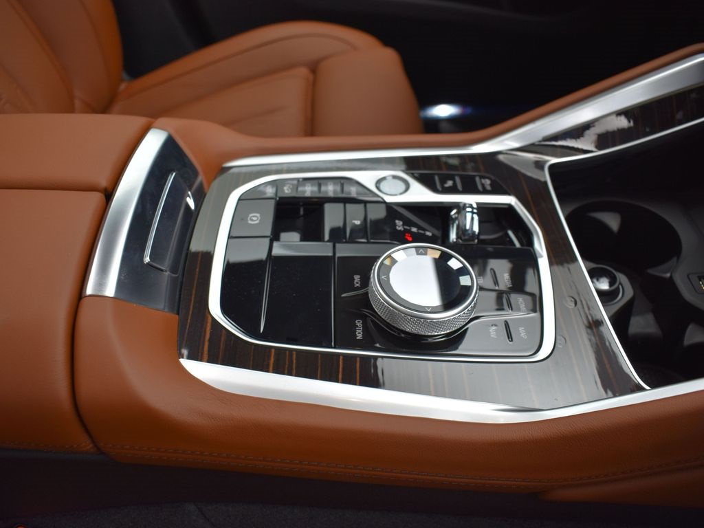 2026 Black Sapphire Metallic BMW X6 M60i AWD SUV