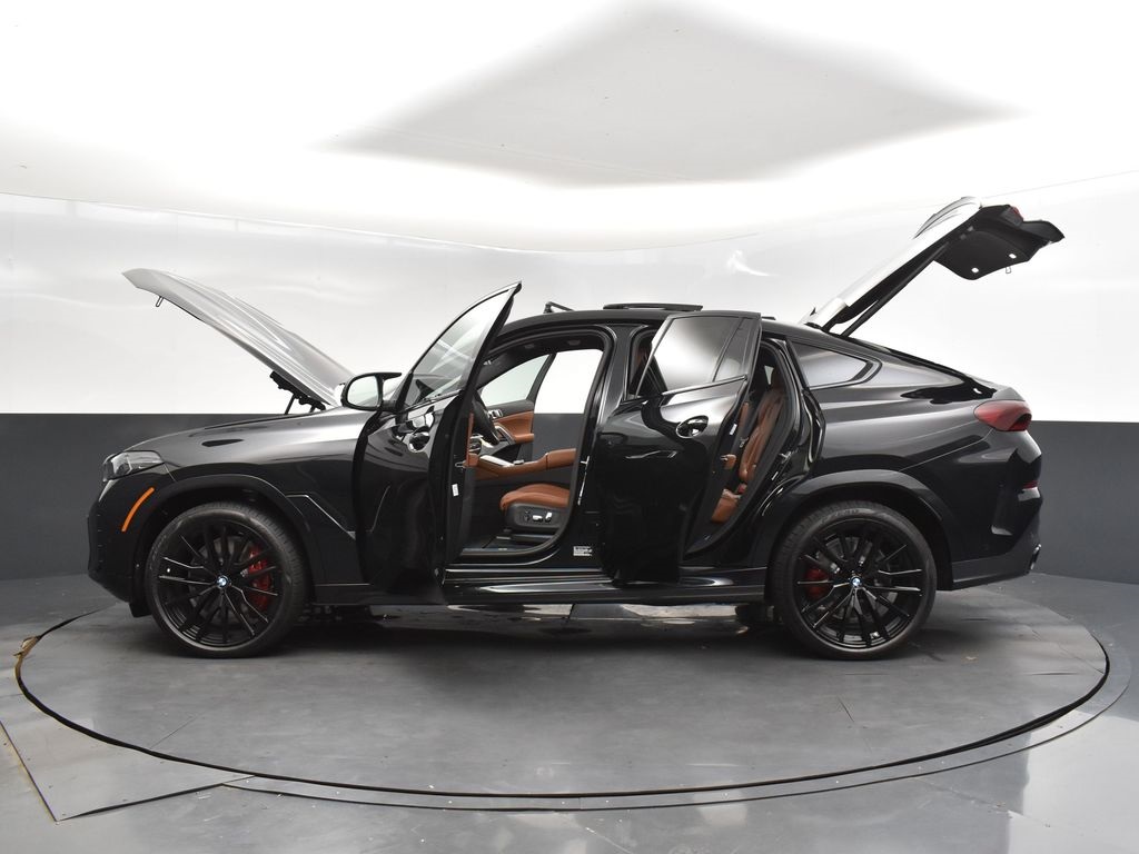 2026 Black Sapphire Metallic BMW X6 M60i AWD SUV