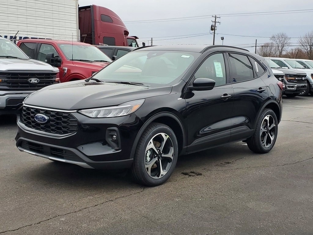 2025 Ford Escape Hybrid ST-Line Select photo 3