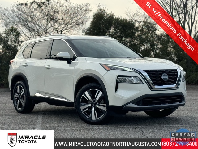 2023 Nissan Rogue SL's photo