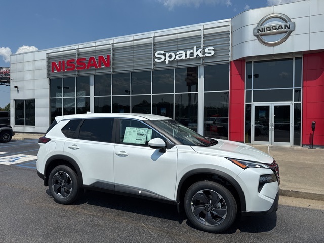 2026 Nissan Rogue SV's photo