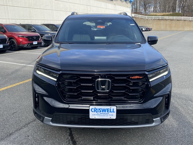 new 2025 Honda Pilot car, priced at $47,868