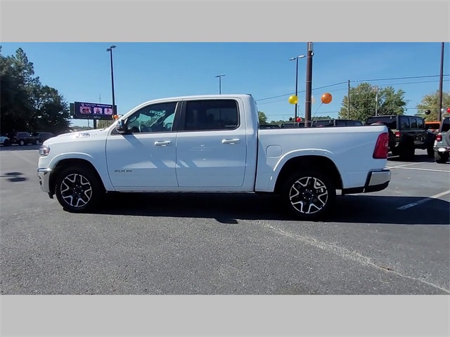 2025 Ram 1500 Laramie Crew Cab 4x4 5'7" Box
