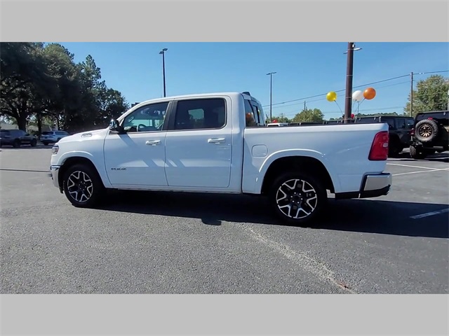 2025 Ram 1500 Laramie Crew Cab 4x4 5'7" Box