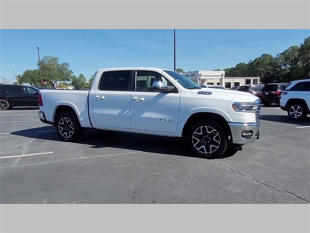 2025 Ram 1500 Laramie Crew Cab 4x4 5'7" Box