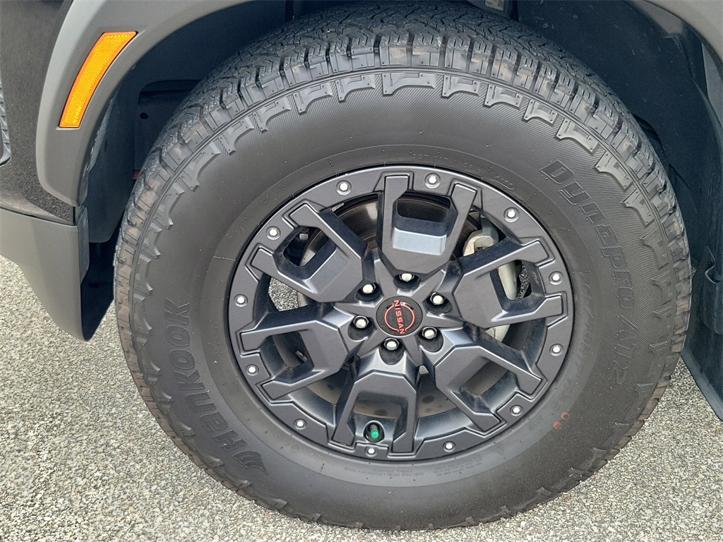 2022 Super Black Nissan Frontier PRO-X RWD Truck