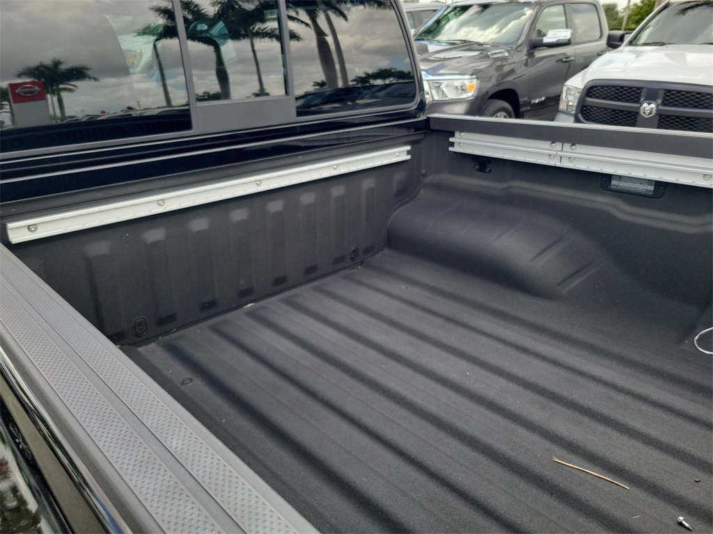 2022 Super Black Nissan Frontier PRO-X RWD Truck