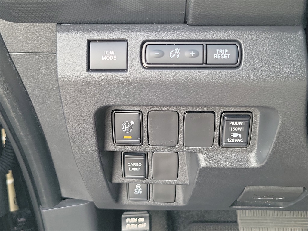 2022 Super Black Nissan Frontier PRO-X RWD Truck