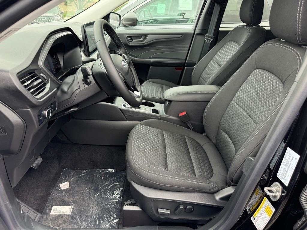 2024 Ford Escape Active photo 2