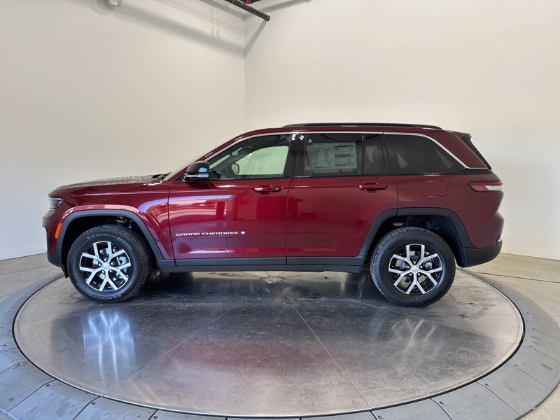 2025 Jeep Grand Cherokee Limited photo 4