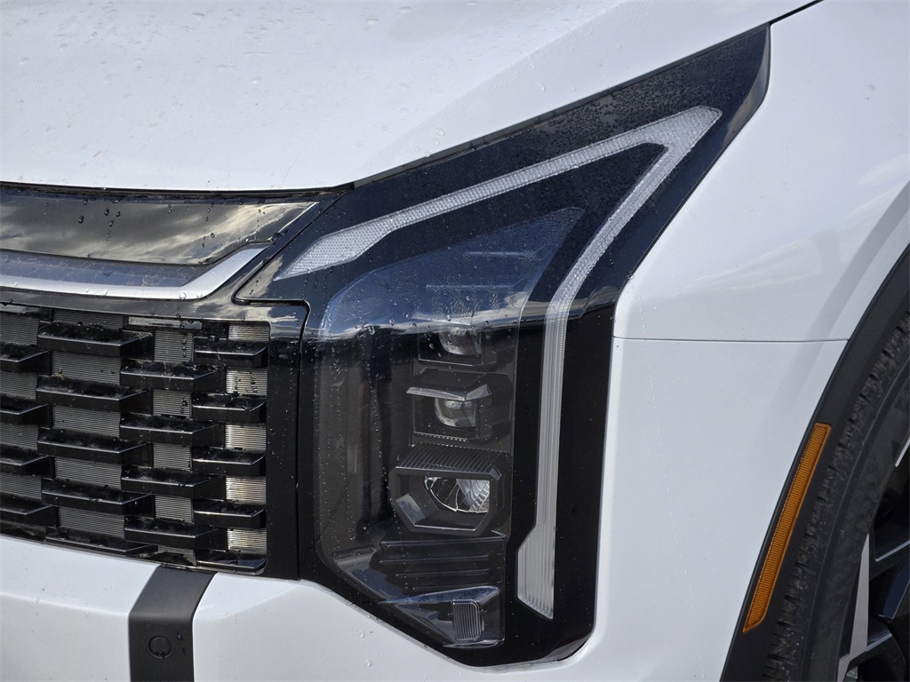 2026 Kia Sportage EX photo 4