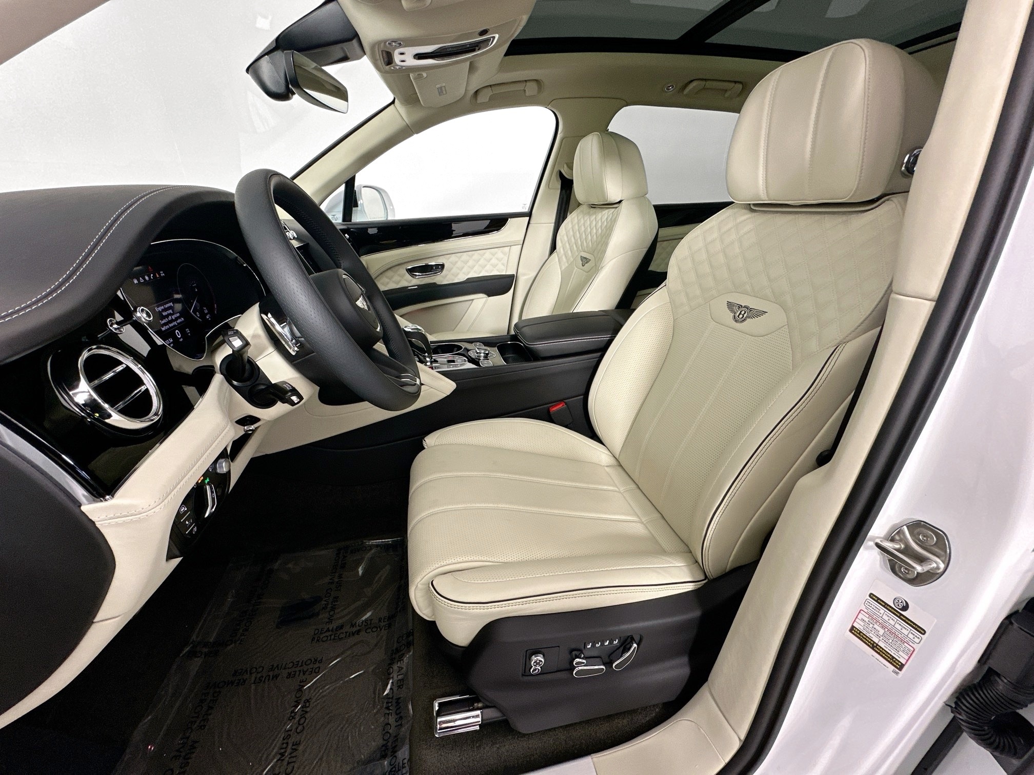 used 2022 Bentley Bentayga car, priced at $189,998