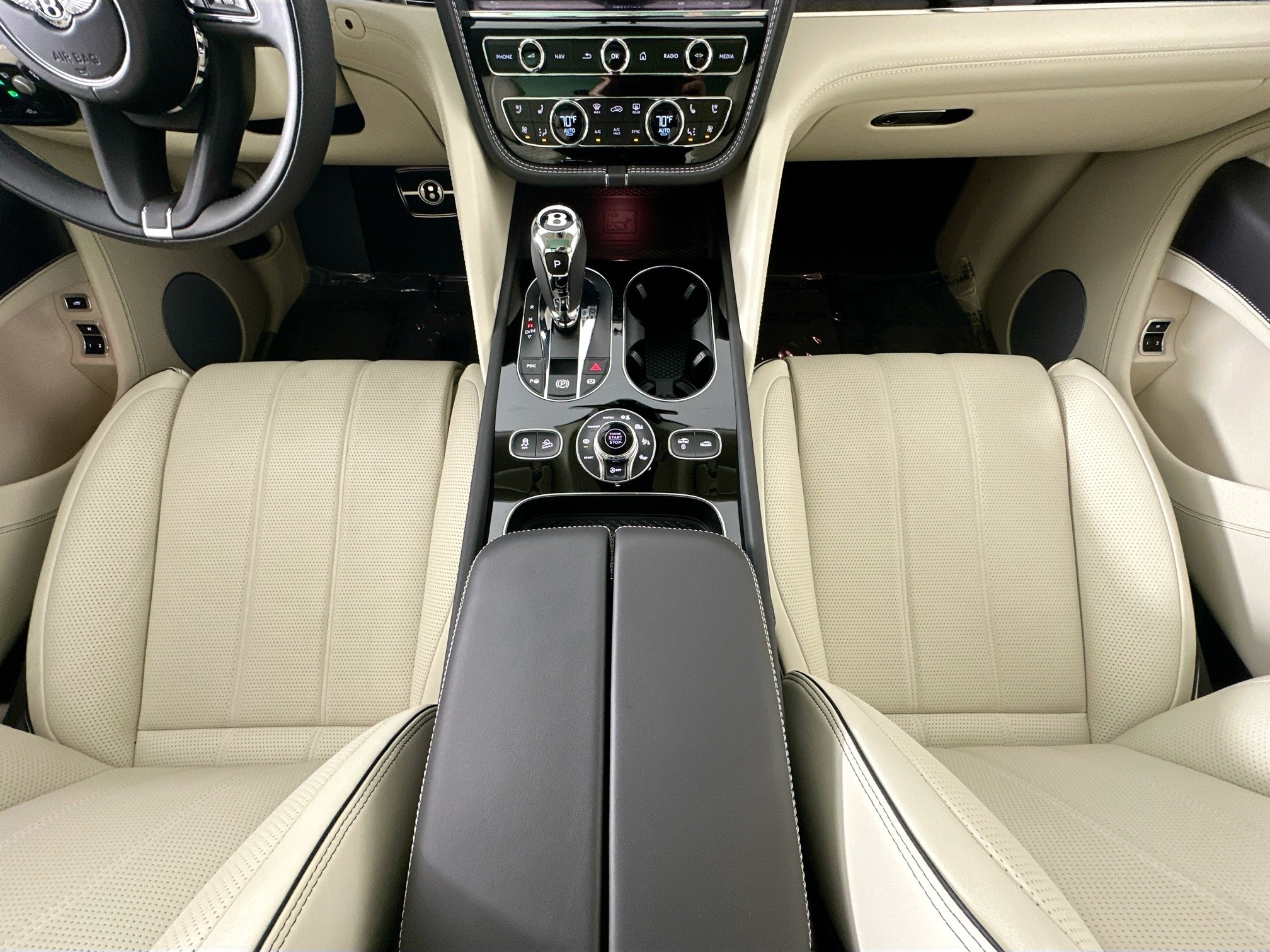 used 2022 Bentley Bentayga car, priced at $189,998