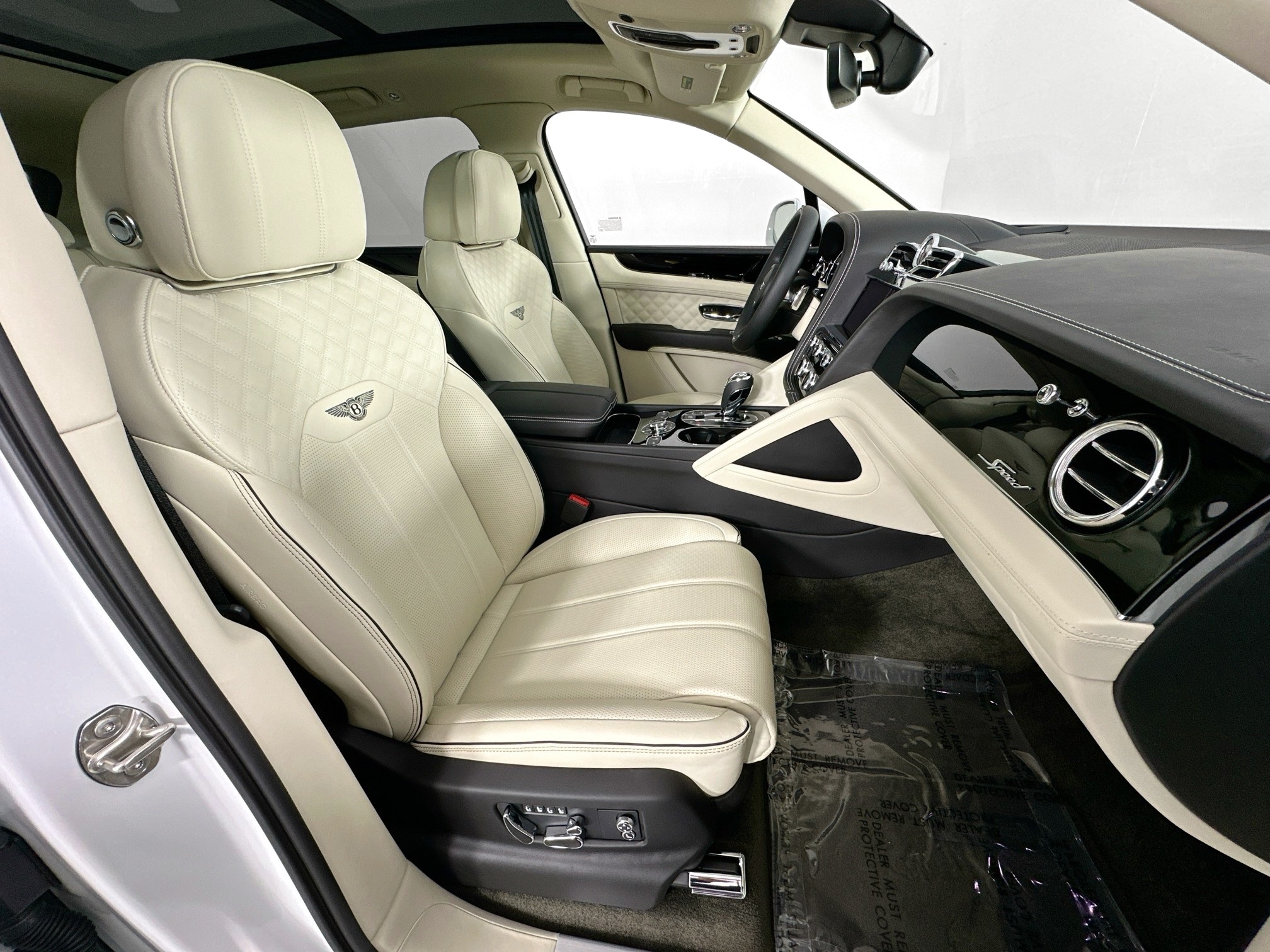 used 2022 Bentley Bentayga car, priced at $189,998