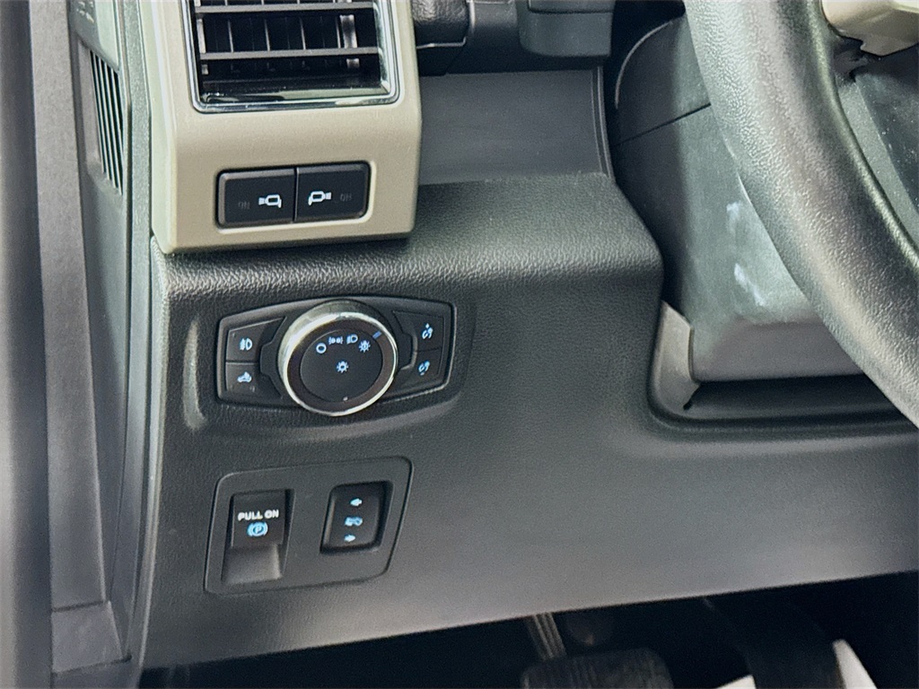 Photo of 2020 Ford F-150 Lariat in Myrtle Beach, SC - 10,  2020 Ford F-150 Lariat:T3837H