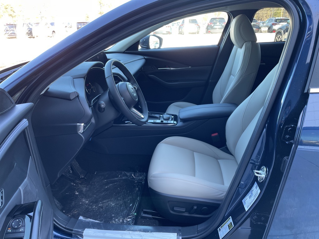 2025 Mazda CX-30 2.5 S Preferred photo 9